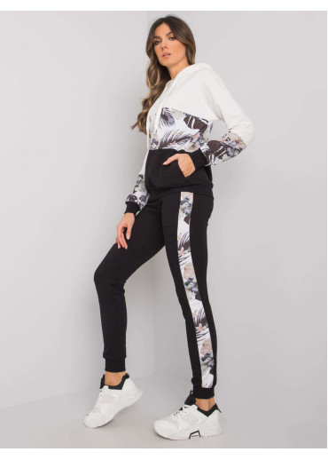 Čierna tepláková súprava