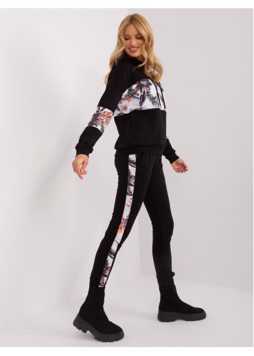 Čierna tepláková súprava