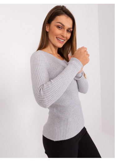 Sivý pulóver