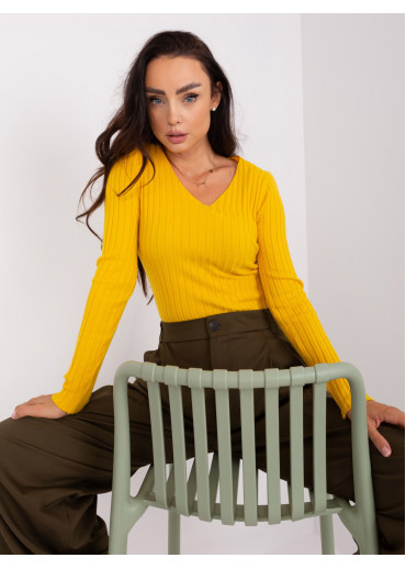 Žlté tričko s dlhým rukávom