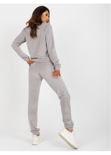 Svetlosivá tepláková súprava