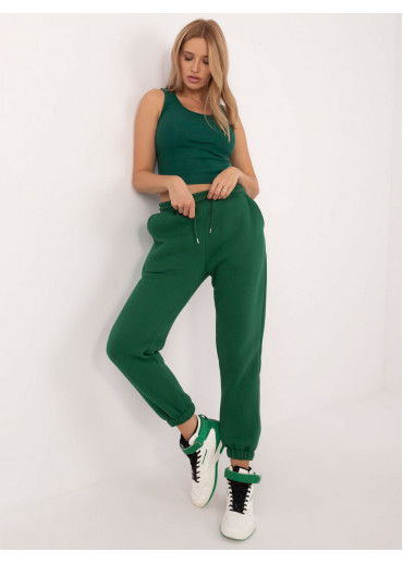 Tmavozelená tepláková súprava