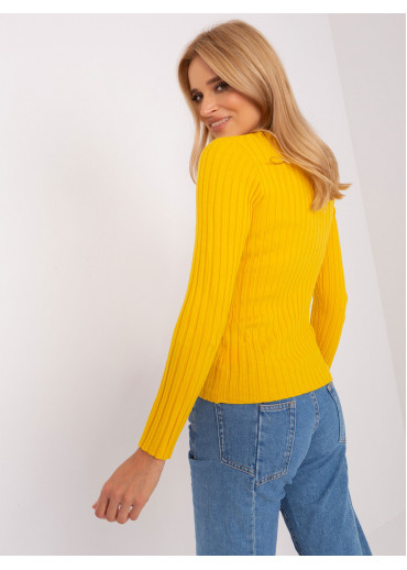 Žlté tričko s dlhým rukávom