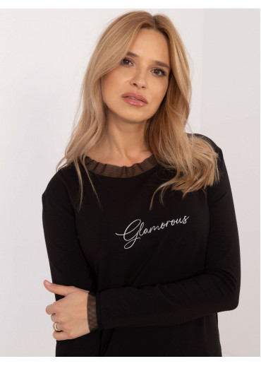 Čierne tričko s dlhým rukávom