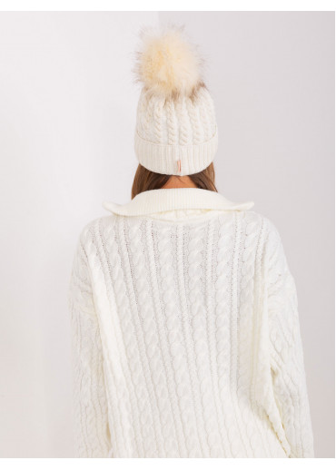 Smotanovo biela čiapka