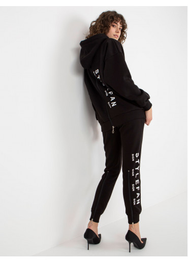 Čierna tepláková súprava