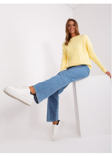 Vanilkovo žltý pulóver