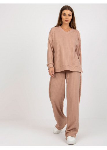 Béžovo hnedý úpletový komplet