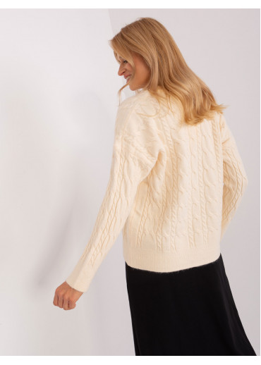 Smotanovo biely pulóver