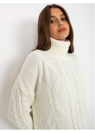 Smotanovo biely dlhý rolák