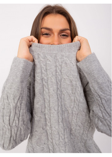 Sivý pulóver