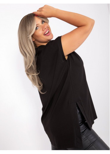 Čierne predĺžené tričko