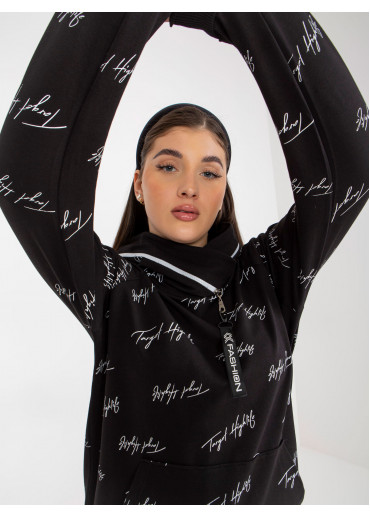 Čierna mikina s kapucňou