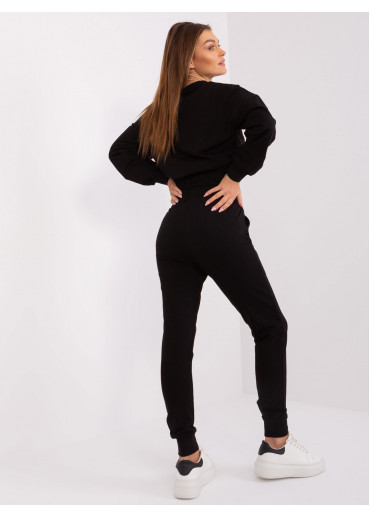 Čierna tepláková súprava