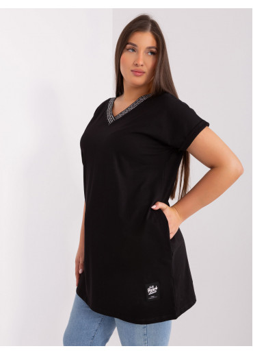 Čierne predĺžené tričko