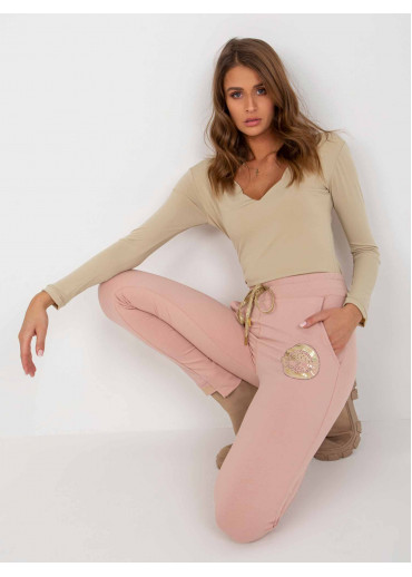 Púdrovo ružové tepláky