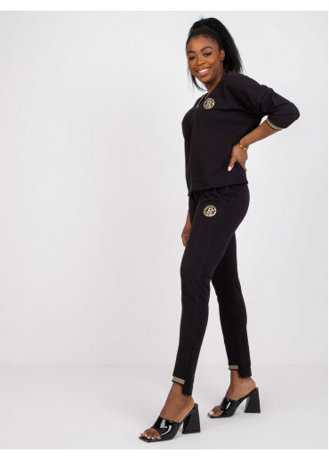 Čierna tepláková súprava