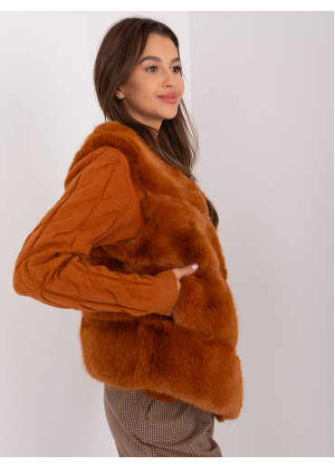 Karamelovo hnedá kožušinová vesta