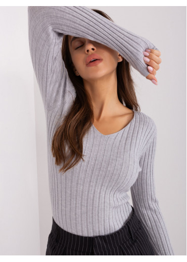 Sivé tričko s dlhým rukávom