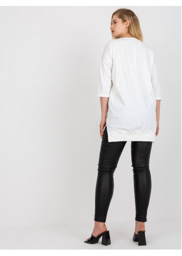 Smotanovo biela tunika