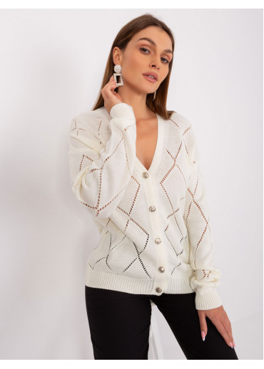 Smotanovo biely sveter