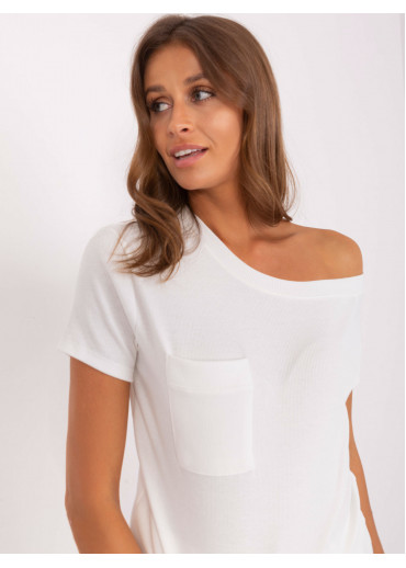 Smotanovo biele tričko