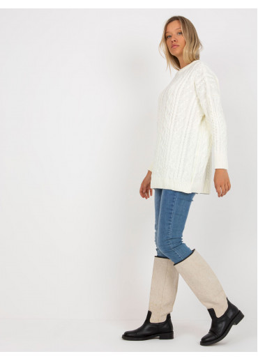 Smotanovo biely predĺžený sveter