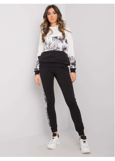 Čierna tepláková súprava