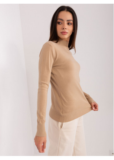 Kapučínovo hnedý rolák