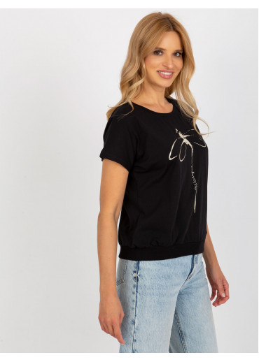 Čierne tričko vážka