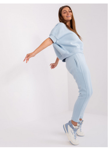 Svetlomodrý teplákový komplet