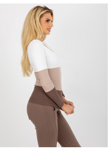 Karamelovo hnedé tričko