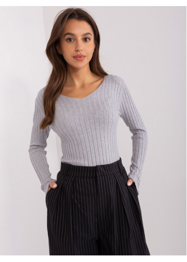 Sivé tričko s dlhým rukávom