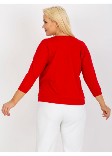 Červené tričko s nápisom