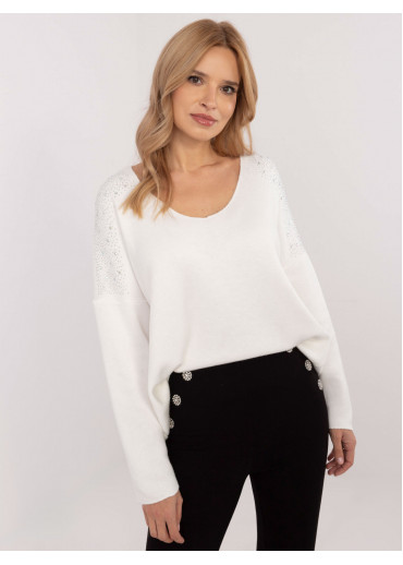 Smotanovo biely dámsky sveter s aplikáciou