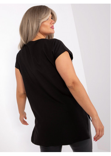 Čierne predĺžené tričko