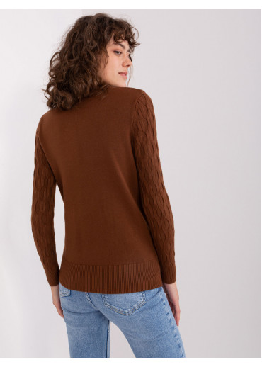 Tmavohnedý pulóver