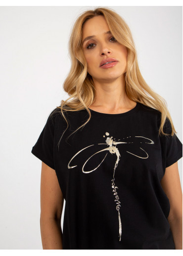 Čierne tričko vážka