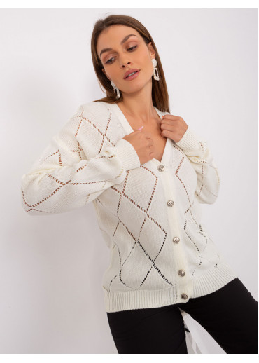 Smotanovo biely sveter