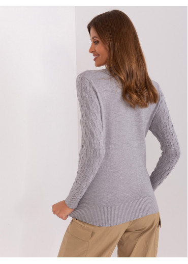 Sivý pulóver