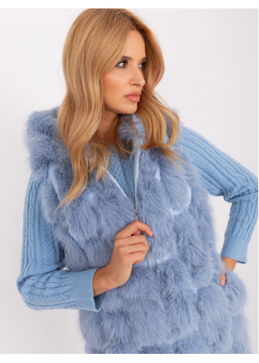 Modrá kožušinová vesta