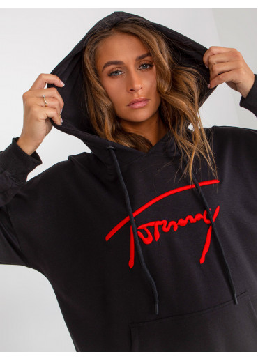 Čierna mikina s kapucňou