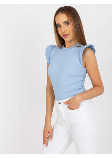 Svetlomodré tričko s čipkovanými rukávmi