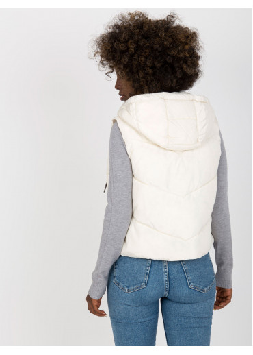 Smotanovo biela prešívaná vesta