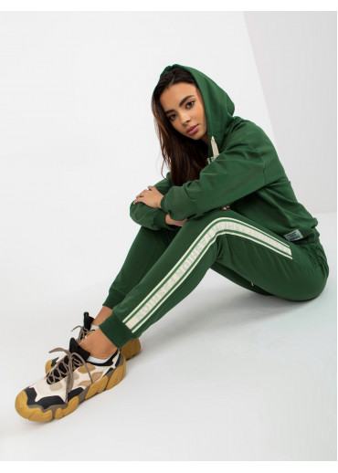 Tmavozelená tepláková súprava