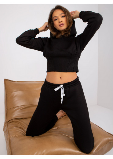 Čierna tepláková súprava