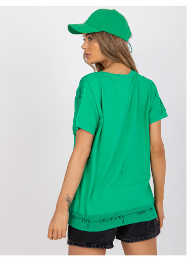 Tmavozelené tričko s nápisom