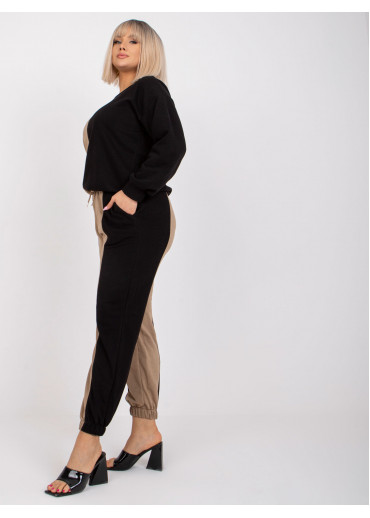 Čierna tepláková súprava