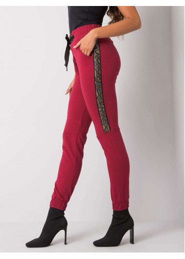 Bordovo červené tepláky