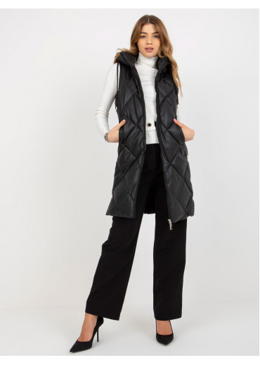 Čierna prešívaná vesta